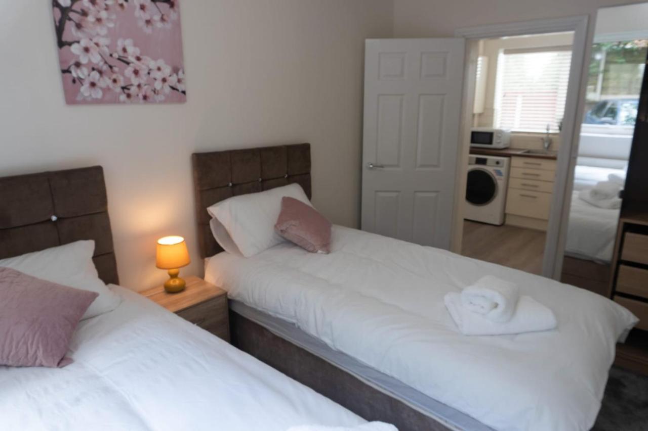 Gorgeous Ground Floor Apartment + Free Parking Manchester Luaran gambar